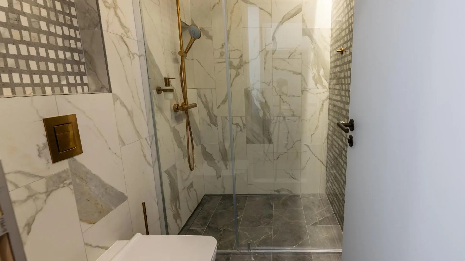 Modern & Stylish Apartments Jecna 프라하 체코